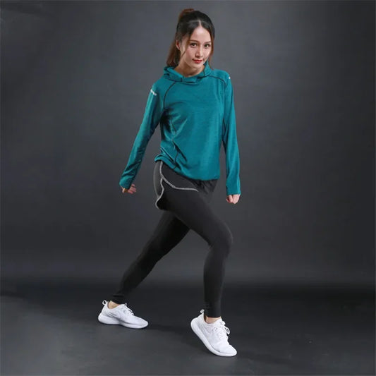 Women Breathable Yoga Shirt And Running Sport